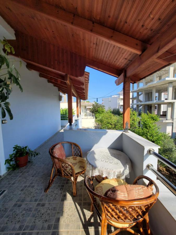 Petrefi Apartments Ksamil Eksteriør bilde