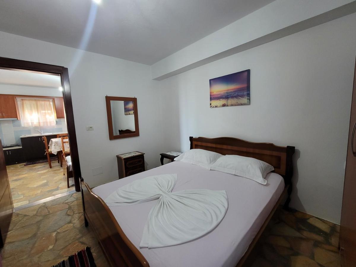 Petrefi Apartments Ksamil Eksteriør bilde