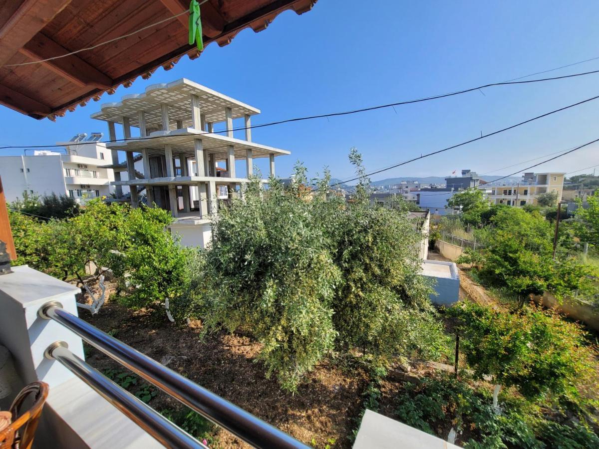 Petrefi Apartments Ksamil Eksteriør bilde